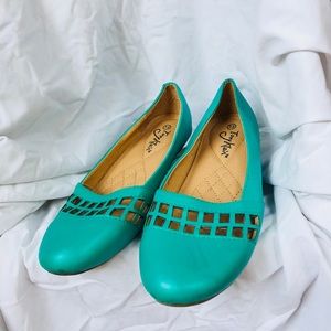 Tony Klien Teal Flats